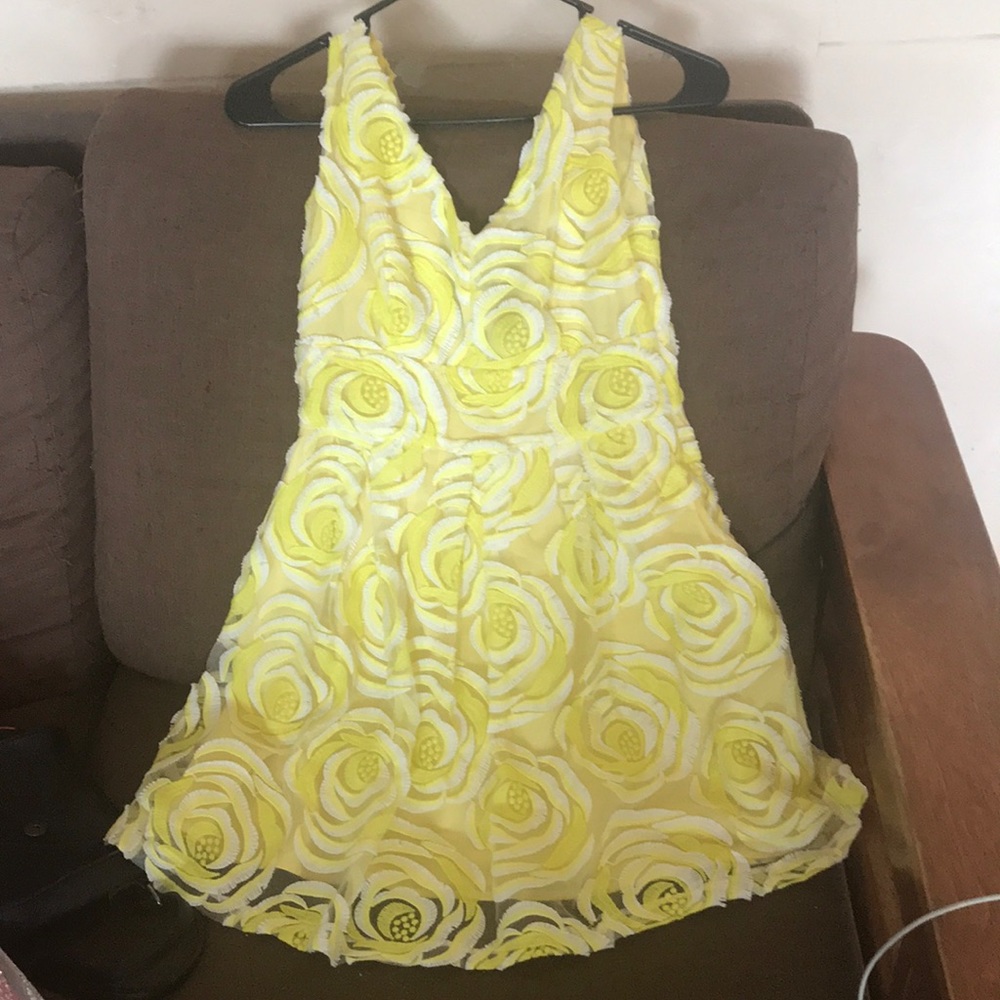 Cute yellow dress